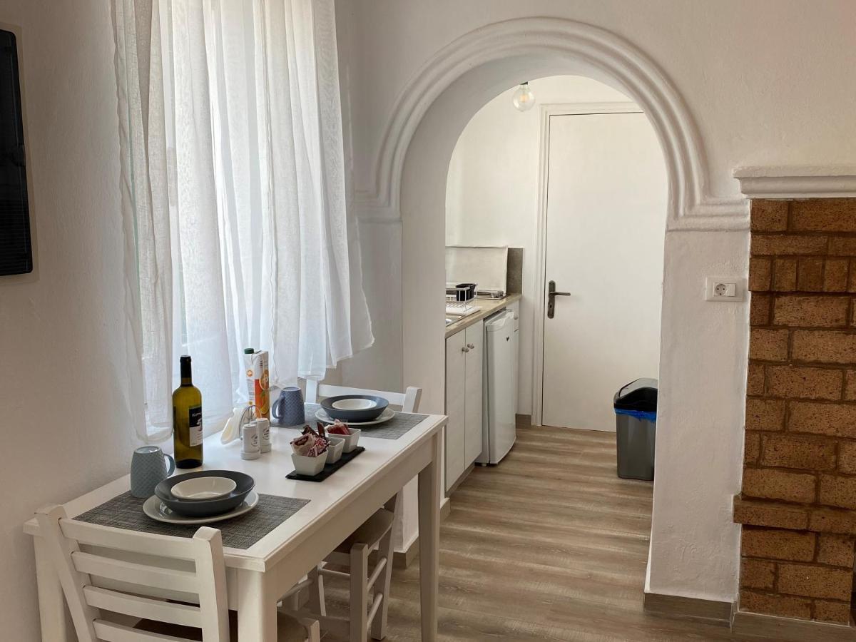Thodoris Infinity View Apartments Сімі Екстер'єр фото